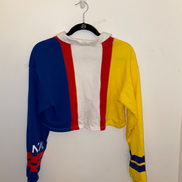 Forever 21 Colorblock Cropped Shirt - Picture 5 of 5